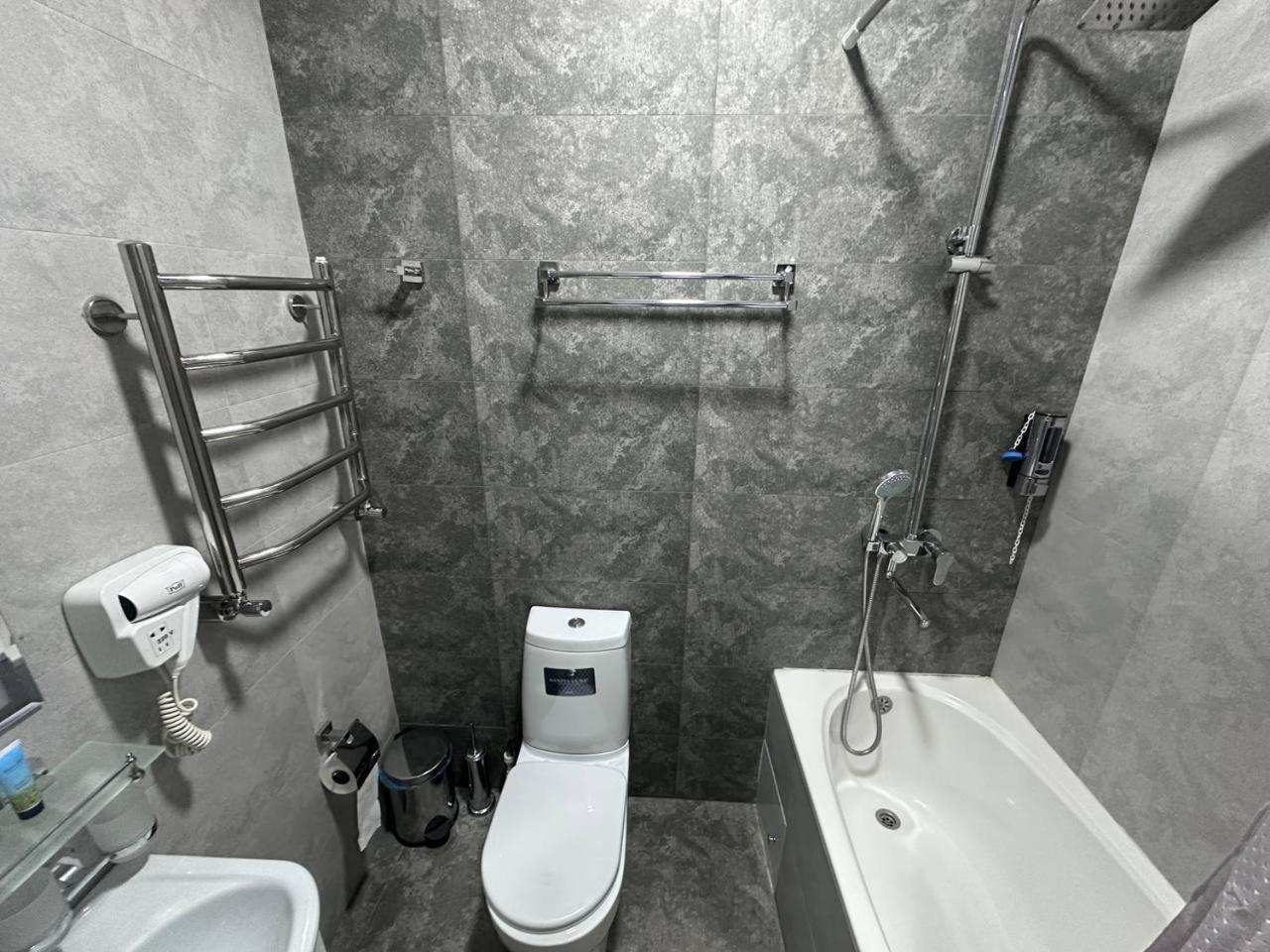 Vip Hotel 塔什干 外观 照片